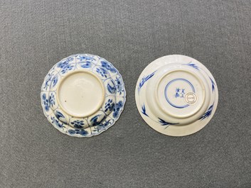 Three Chinese blue and white cups and two saucers, Kangxi