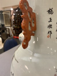 A Chinese two-sided qianjiang cai and famille rose vase, 19/20th C.