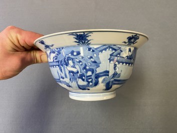 A Chinese blue and white 'klapmuts' bowl, Chenghua mark, Kangxi