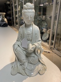 A Chinese Dehua blanc de Chine figure of Guanyin, Boji Yuren mark, 18/19th C.