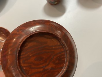 A pair of Chinese famille rose 'faux-bois' cups and saucers, Yongzheng/Qianlong
