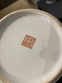 Drie Chinese famille rose vazen, Qianlong merken, Republiek