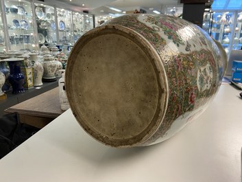 A large Chinese Canton famille rose vase, 19th C.