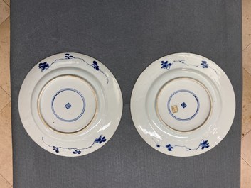 Zes Chinese blauw-witte schotels, Kangxi