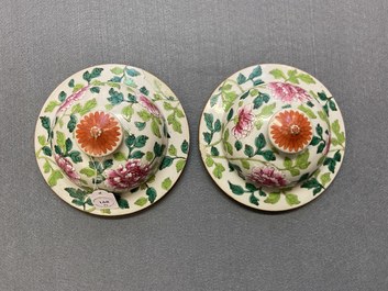 A pair of Chinese famille rose 'dragon and phoenix' vases, 19th C.
