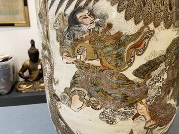 A pair of tall Japanese Satsuma vases, Meiji, 19th C.