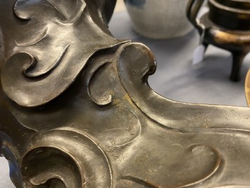 An unusual Chinese zoomorphic bronze vase, 'Zun', Kangxi