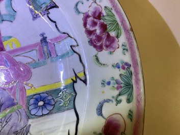 Three Chinese blue and white and famille rose dishes, Kangxi/Yongzheng