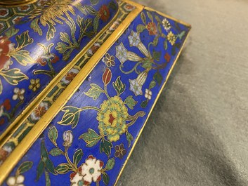 A Chinese cloisonn&eacute; desk set, 19th C.