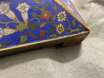 A Chinese cloisonn&eacute; desk set, 19th C.