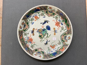 A Chinese famille verte dish and six plates, Kangxi