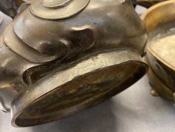 An unusual Chinese zoomorphic bronze vase, 'Zun', Kangxi