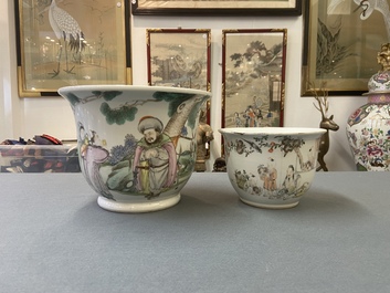 Twee Chinese qianjiang cai jardini&egrave;res, 19/20e eeuw