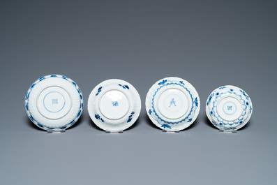 Four Chinese blue and white cups, four saucers and two teapots, Kangxi