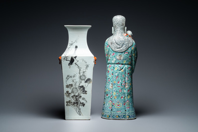 A square Chinese qianjiang cai vase and a 'star god' figure, 19/20th C.