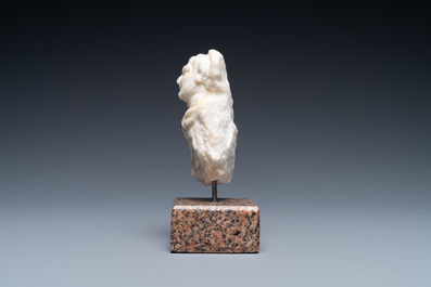 Un fragment romain en marbre sculpt&eacute;, 1er/4&egrave;me