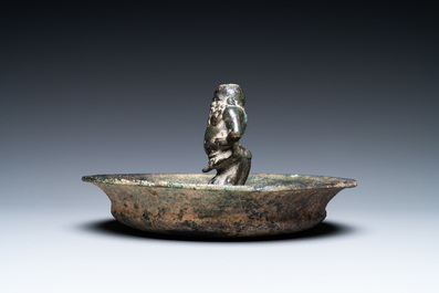 Een Romeinse bronzen 'sater' kom, wellicht 3/6e eeuw