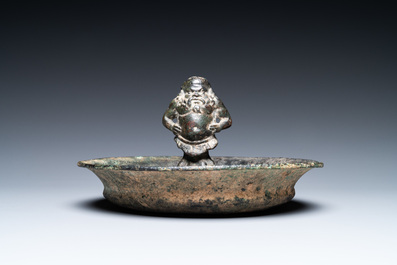 Een Romeinse bronzen 'sater' kom, wellicht 3/6e eeuw