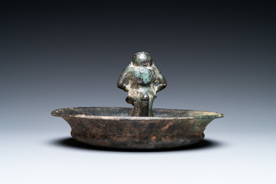Een Romeinse bronzen 'sater' kom, wellicht 3/6e eeuw