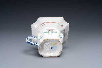 A polychrome Dutch Delft spittoon, 18th C.