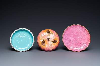 A Chinese pink-glazed pumpkin-shaped box with matching tazza, 19th C.