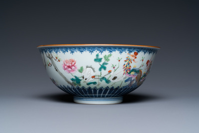 A Chinese famille rose 'cranes and phoenix' bowl, Qianlong mark, 18/19th C.
