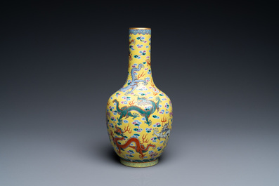 A Chinese yellow-ground famille rose 'dragon' vase, Daoguang mark, 19/20th C.