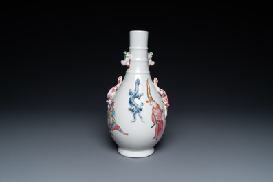 A Chinese famille rose 'Wu Shuang Pu' vase, 19th C.