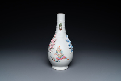 A Chinese famille rose 'Wu Shuang Pu' vase, 19th C.