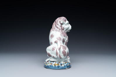 A polychrome Dutch Delft lion, 18th C.