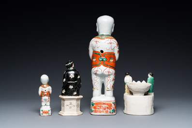 Vier Chinese famille verte en noire figuren, Kangxi