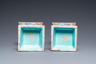 Une paire de vases de forme carr&eacute;e en porcelaine de Chine famille rose, marque de Qianlong, R&eacute;publique