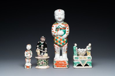 Vier Chinese famille verte en noire figuren, Kangxi