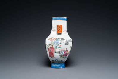 A Chinese famille rose 'immortals' vase, 19th C.