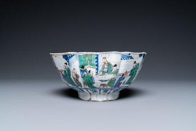 A Chinese famille verte bowl, Chenghua mark, Kangxi