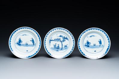 Three Chinese blue and white ko-sometsuke plates for the Japanese market, Transitional period