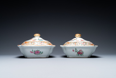 An extensive Chinese Canton famille rose dinner service, 19th C.