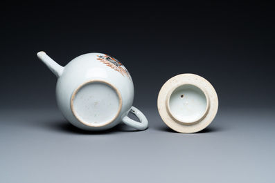 A Chinese grisaille 'mating hen and rooster' teapot and cover, Yongzheng/Qianlong