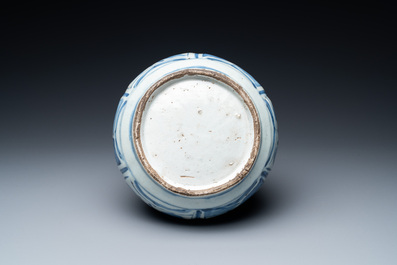 A Chinese blue and white kraak porcelain bottle vase, Wanli