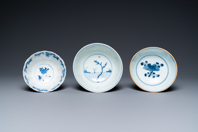 Zes Chinese blauw-witte kommen, Transitie periode en Kangxi