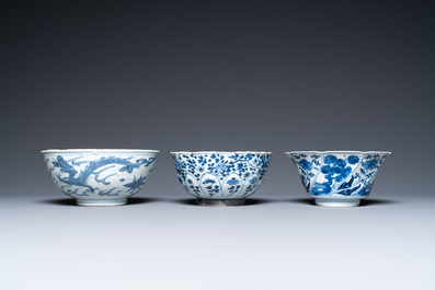 Zes Chinese blauw-witte kommen, Transitie periode en Kangxi