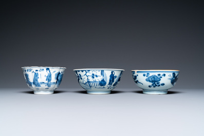 Zes Chinese blauw-witte kommen, Transitie periode en Kangxi