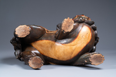 Une paire de grands shishis en bois laqu&eacute; et dor&eacute;, Japon, Edo, 18/19&egrave;me