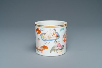 A Chinese famille rose 'erotic subject' brush pot, 1st half 19th C.