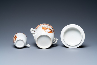 A Chinese covered bowl and a cup with a fine landscape medallion, Qianlong/Jiaqing