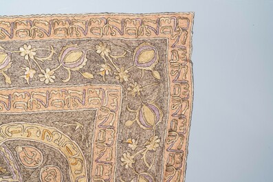 Een groot Ottomaans met verzilverde en vergulde metaaldraad belegd linnen doek, Turkije, 19/20e eeuw