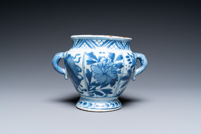 A rare Chinese blue and white kraak porcelain two-handled jarlet on foot, Wanli
