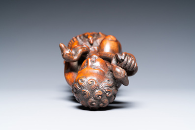 Une figure du jeune Hercule en buis sculpt&eacute;, Flandres, probablement Anvers, 17&egrave;me