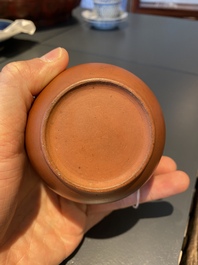 Une pipe &agrave; &eacute;au en gr&egrave;s de Yixing pour le Vietnam ou la Tha&iuml;lande, Chine, 19&egrave;me