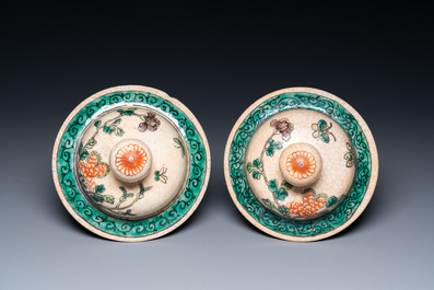 Five Chinese blue, white and famille verte vases, 19/20th C.